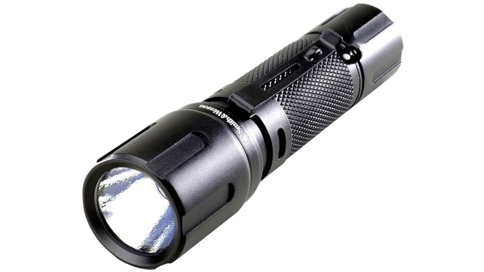 Smith &amp; Wesson Delta II High Performance CREE LED Flashlight, 3AAA Batteries, Black SW737