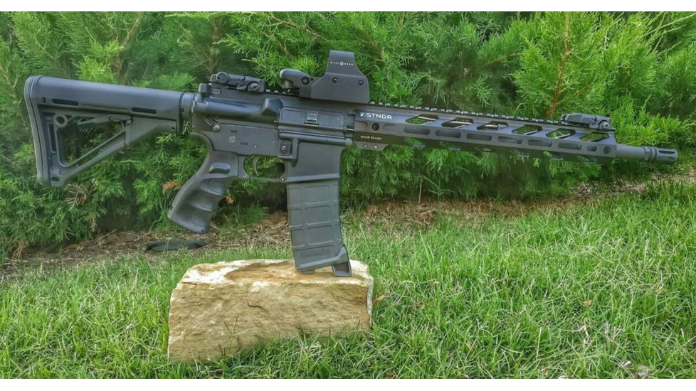 STNGR VYPR M-Lok Free Float Handguard for AR15/M4, Anodized Black, 13.5 in, 13VM