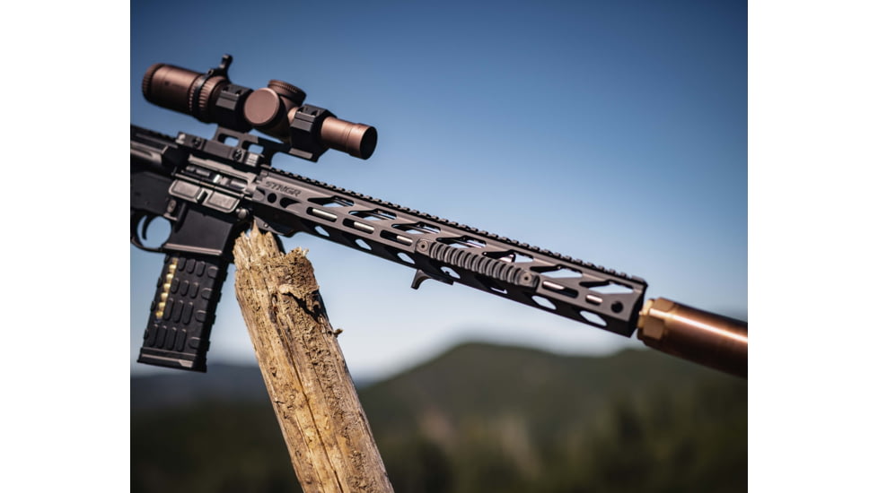 STNGR VYPR M-Lok Free Float Handguard for AR15/M4, Anodized Black, 15 in, 15VM