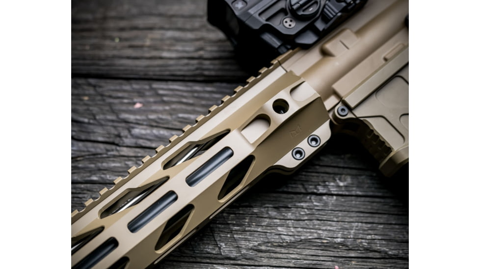 STNGR VYPR M-Lok Free Float Handguard for AR15/M4, Cerakote FDE, 15 in, 15VM-FDE