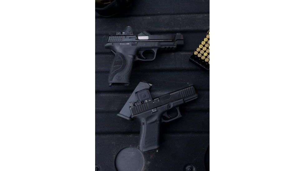 Trijicon Suppressor/Optic Height Sight Set, Yellow Front/Black Rear &amp; Green Lamp, Glock 17, 17L, 19, 22 - 28, 31 - 35, 37 - 39, 45, Black, 601135