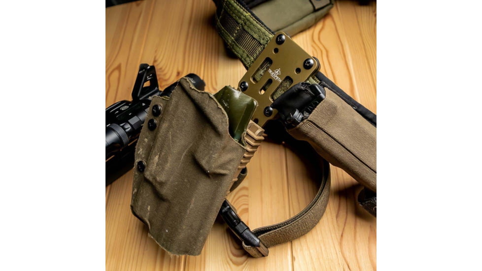 True North Concepts Modular Holster Adapter, Earth Brown, MHA02