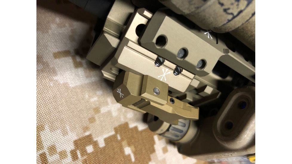 Unity Tactical Light Wing - Left, Flat Dark Earth FUS-LWLF