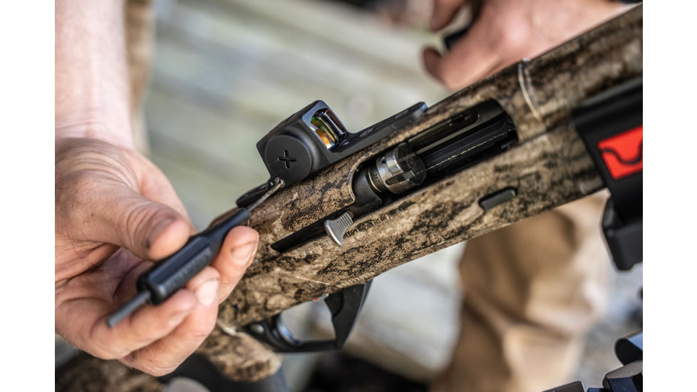 Vortex Viper Shotgun Enclosed Micro Red Dot Prismatic Sight, 3 MOA, 1x, Black, 4.86in, 2.14oz, VPR-SGMRD3-E