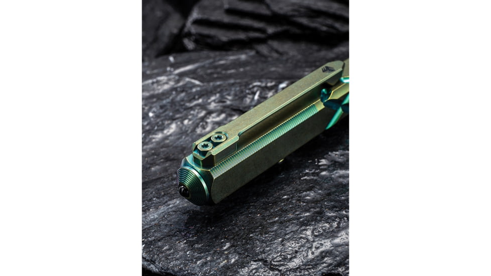 We Knife Co Ltd Tactical Pen, 5in Overall, Glass Breaker, Pocket Clip, Bolt Action Open/Close, Blue Plastic Storage Case, Titanium Construction, Green, Green, TP02B