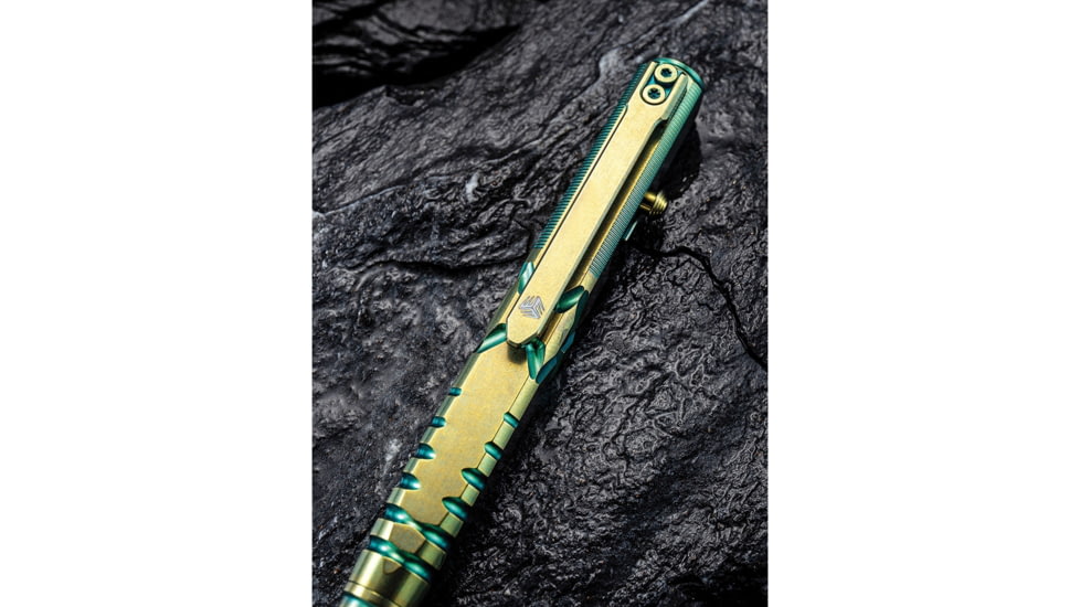 We Knife Co Ltd Tactical Pen, 5in Overall, Glass Breaker, Pocket Clip, Bolt Action Open/Close, Blue Plastic Storage Case, Titanium Construction, Green, Green, TP02B