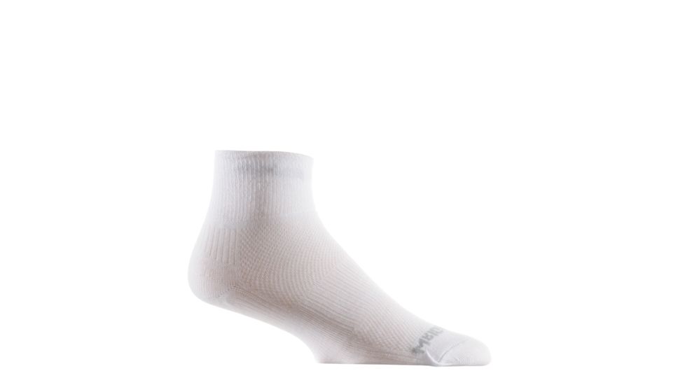 Wrightsock Double Layer CoolMesh II Quarter Sock, White, Small, 8051.01