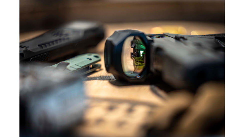 ZeroTech Optics Trace H.A.L.O 1x28mm Reflex Red Dot Sight, 3 MOA Dot Reticle, Green, Enclosed, Black, TRAE28G