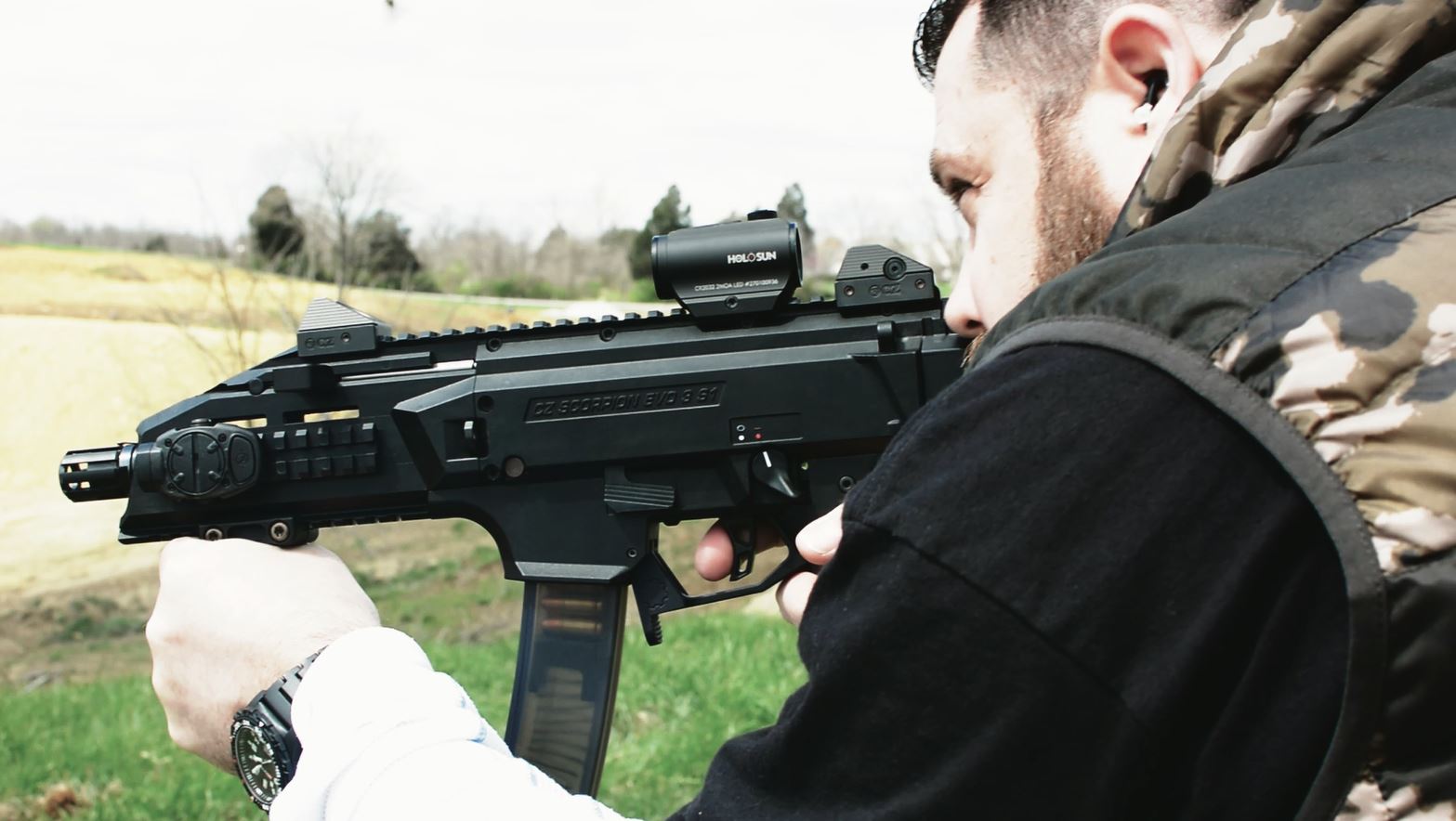 opplanet holosun redefine your sights video